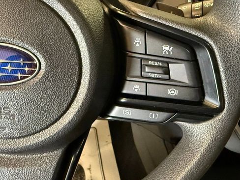 Used 2024 Subaru Crosstrek 2.0i Premium image 11