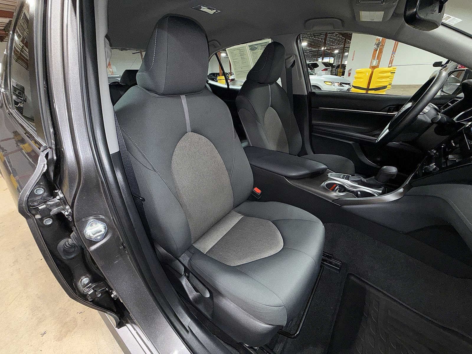 Certified 2022 Toyota Camry LE w/ Convenience Package FWD image 16