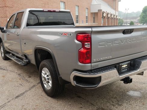 Used 2025 Chevrolet Silverado 2500 LT w/ Safety Package AWD/4WD image 6