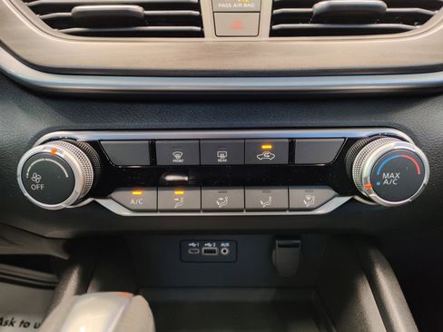 New 2025 Nissan Altima 2.5 SV image 17