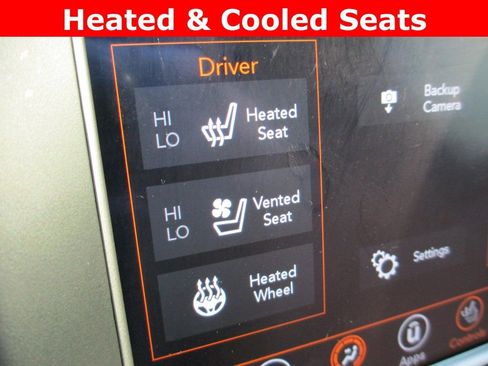 Used 2018 Jeep Grand Cherokee Overland image 16