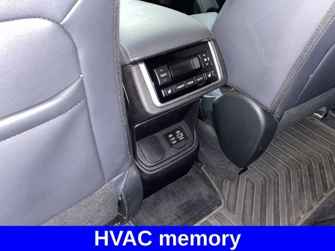 Certified 2023 Subaru Ascent Limited w/ Technology Package AWD/4WD image 16