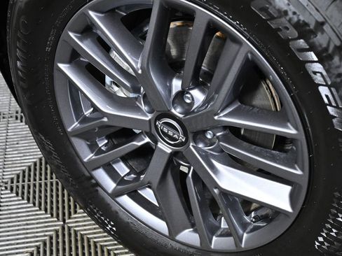 Certified 2025 Nissan Rogue S image 29