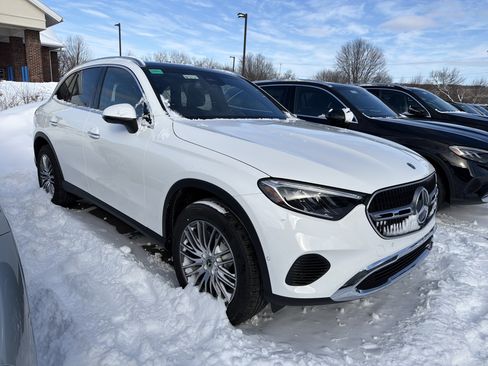 New 2026 Mercedes-Benz GLC 300 GLC 300 4MATIC SUV image 2