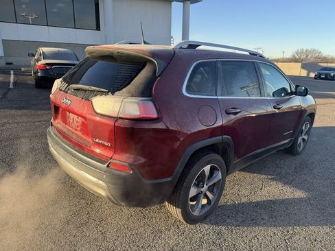 Used 2019 Jeep Cherokee Limited image 7