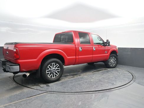 Used 2011 Ford F250 Lariat w/ Lariat Interior Pkg image 2