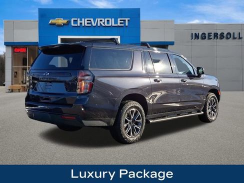 Used 2024 Chevrolet Suburban Z71 w/ Luxury Package image 7