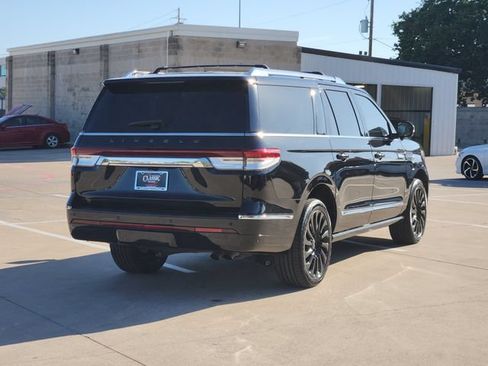 Used 2024 Lincoln Navigator L Black Label AWD/4WD image 14