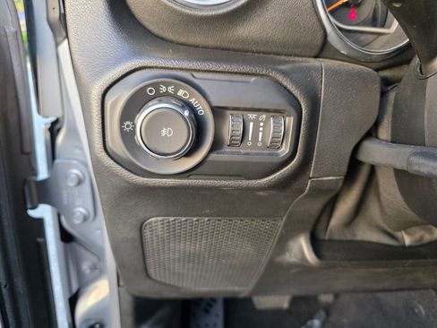 Used 2019 Jeep Wrangler Moab w/ Quick Order Package 24M Moab image 26