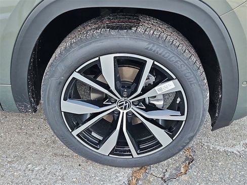 New 2026 Volkswagen Atlas SEL Premium R-Line image 4