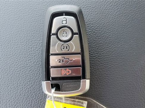 New 2026 Ford F250 XLT w/ XLT Premium Package image 44