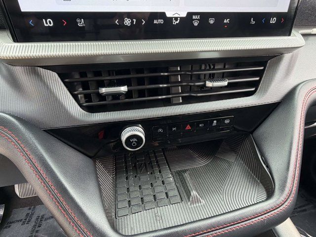 Certified 2025 Ford Explorer ST-Line w/ Premium Package AWD/4WD image 10