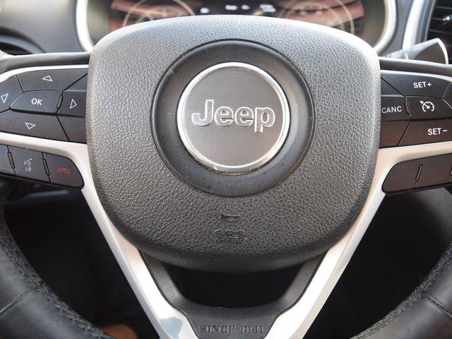 Used 2014 Jeep Cherokee Limited AWD/4WD image 9