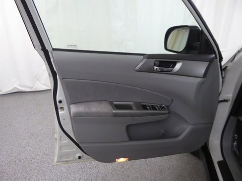 Used 2010 Subaru Forester 2.5X Premium w/ Popular Equipment Group 1A image 20