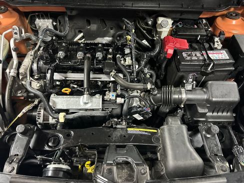Used 2021 Nissan Kicks SR w/ SR Premium Package FWD image 24