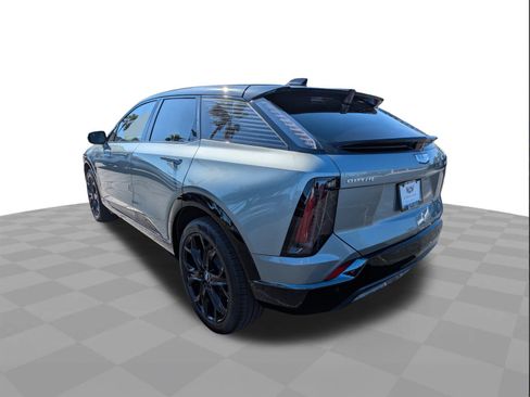 New 2025 Cadillac Optiq Sport 2 w/ LPO, ONYX Package image 6