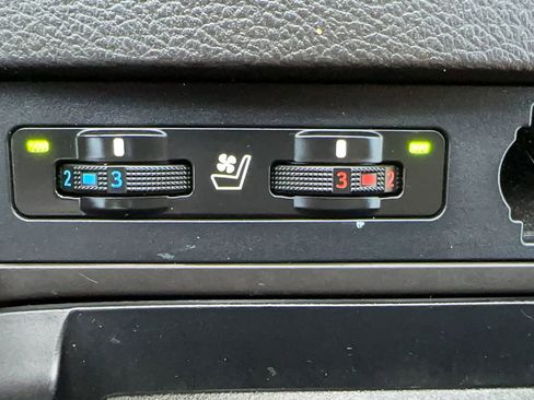 Used 2013 Lexus RX 350 FWD w/ Premium Pkg image 30