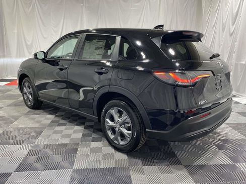 New 2026 Honda HR-V LX image 2