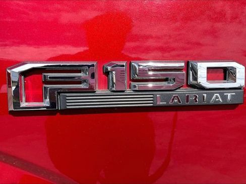 Used 2015 Ford F150 Lariat w/ Equipment Group 501A Mid RWD image 8