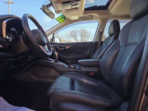 Used 2022 Subaru Outback Limited image 12