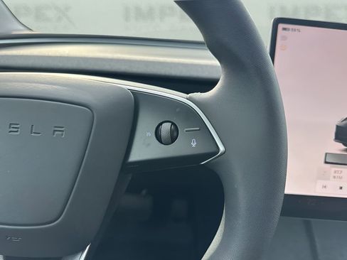 Used 2024 Tesla Model 3 Standard Range image 17