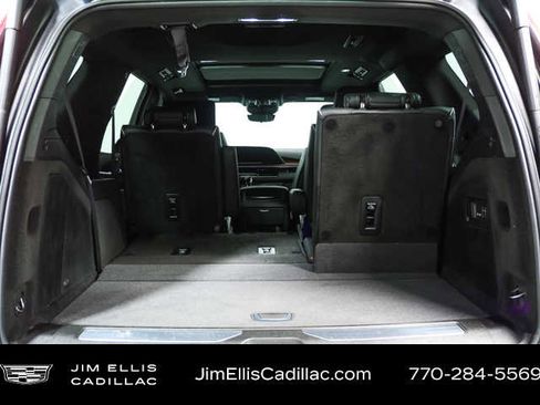 Used 2024 Cadillac Escalade Premium Luxury w/ Performance Package AWD/4WD image 29