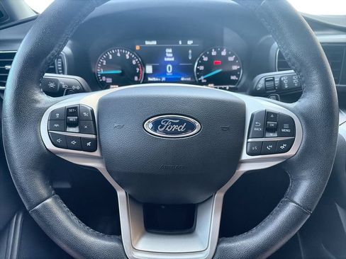 Used 2020 Ford Explorer XLT w/ Equipment Group 202A RWD image 21