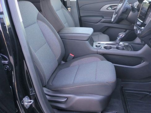 Used 2021 Chevrolet Traverse LT w/ LPO, Floor Liner Package image 22