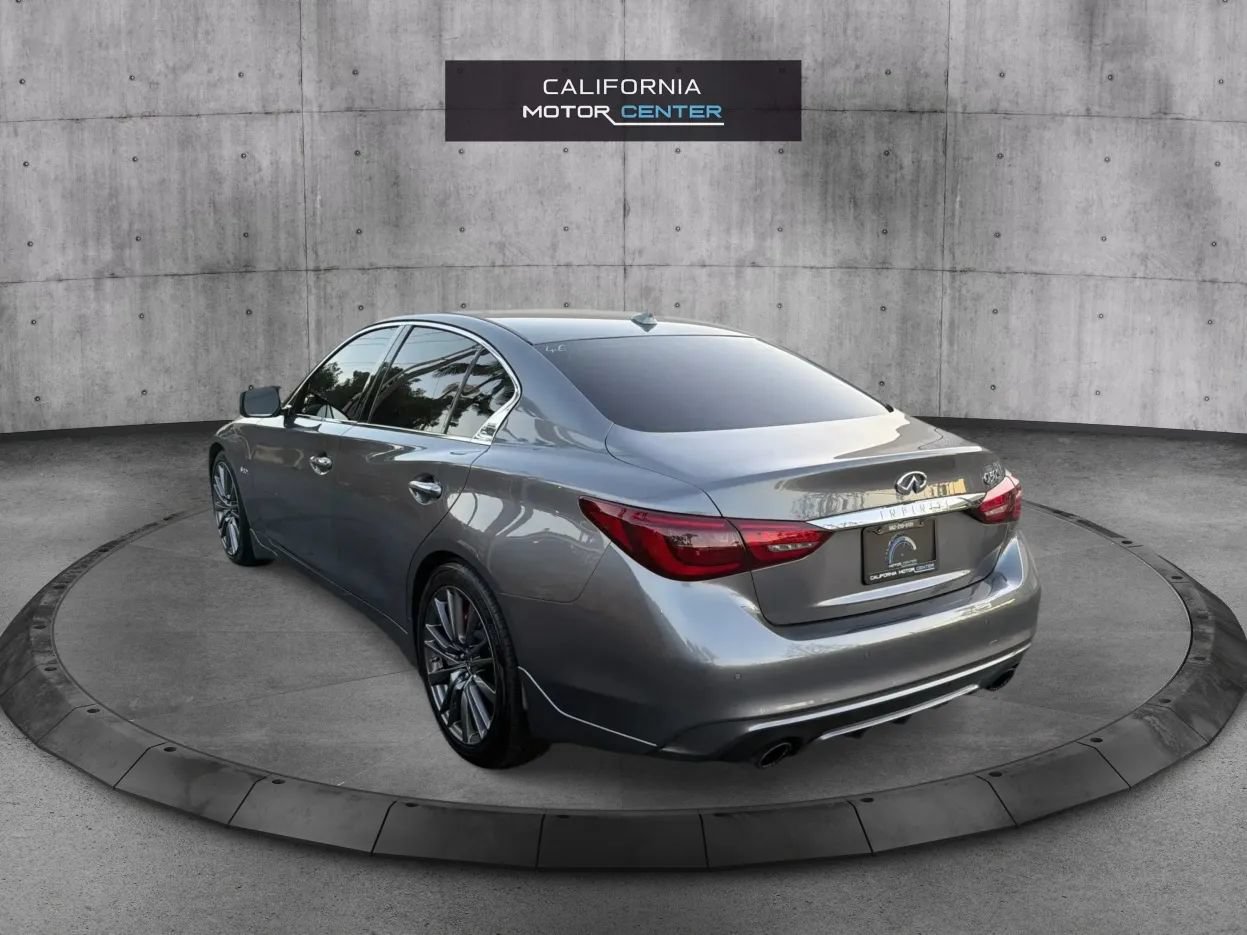Used 2018 INFINITI Q50 Red Sport 400 w/ Sensory Package (Sport) RWD image 7