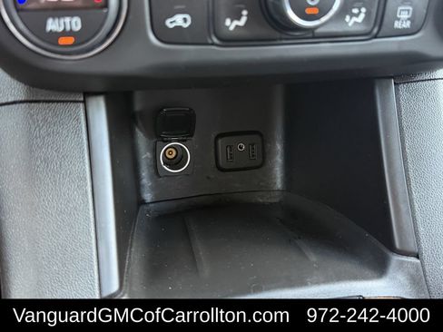 Used 2019 GMC Acadia SLE AWD/4WD image 21