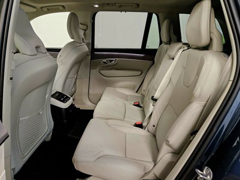 New 2026 Volvo XC90 T8 Ultra w/ Protection Package Premier AWD/4WD image 12