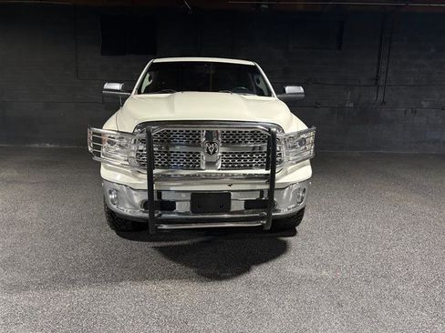 Used 2017 RAM 1500 Laramie w/ Convenience Group image 8