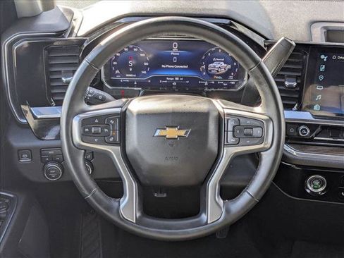 Used 2024 Chevrolet Silverado 1500 LT image 8