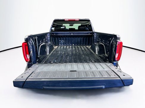 Used 2025 GMC Sierra 1500 SLT image 28