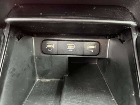 Used 2021 Kia Sorento LX image 24