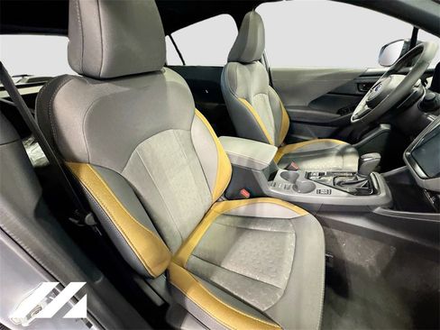 Certified 2025 Subaru Crosstrek 2.5i Sport w/ Crosstrek Mirror Package image 28