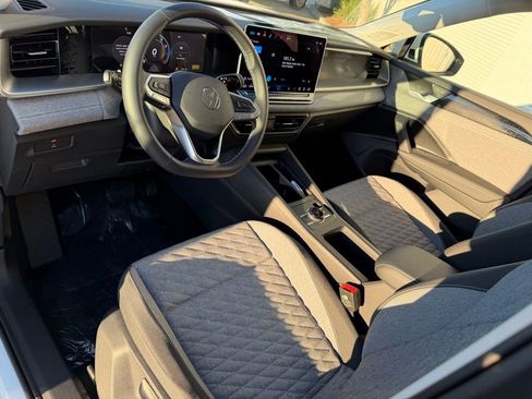 New 2026 Volkswagen Tiguan S image 2