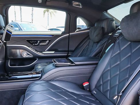 Used 2022 Mercedes-Benz Maybach S 580 4MATIC image 30