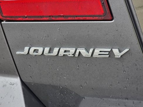 Used 2015 Dodge Journey American Value Package w/ Flexible Seating Group image 41