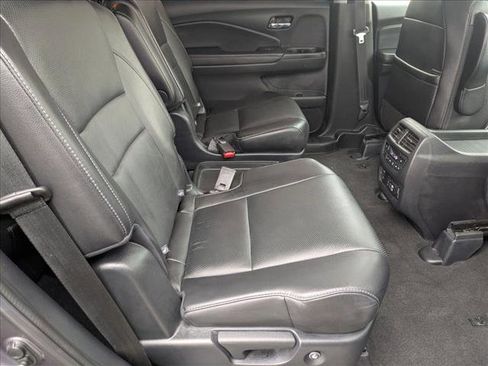 Used 2019 Honda Pilot Elite image 23