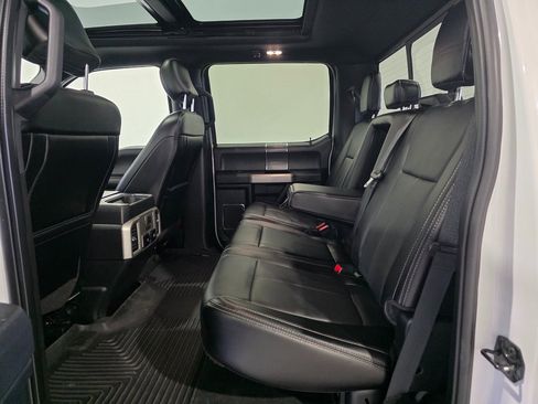 Used 2018 Ford F150 Lariat w/ Equipment Group 502A Luxury image 21