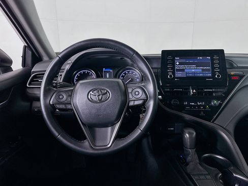 Used 2023 Toyota Camry SE image 17