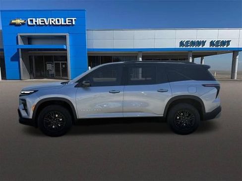 Certified 2024 Chevrolet Traverse LT FWD image 31