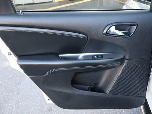 Used 2017 Dodge Journey Crossroad image 27