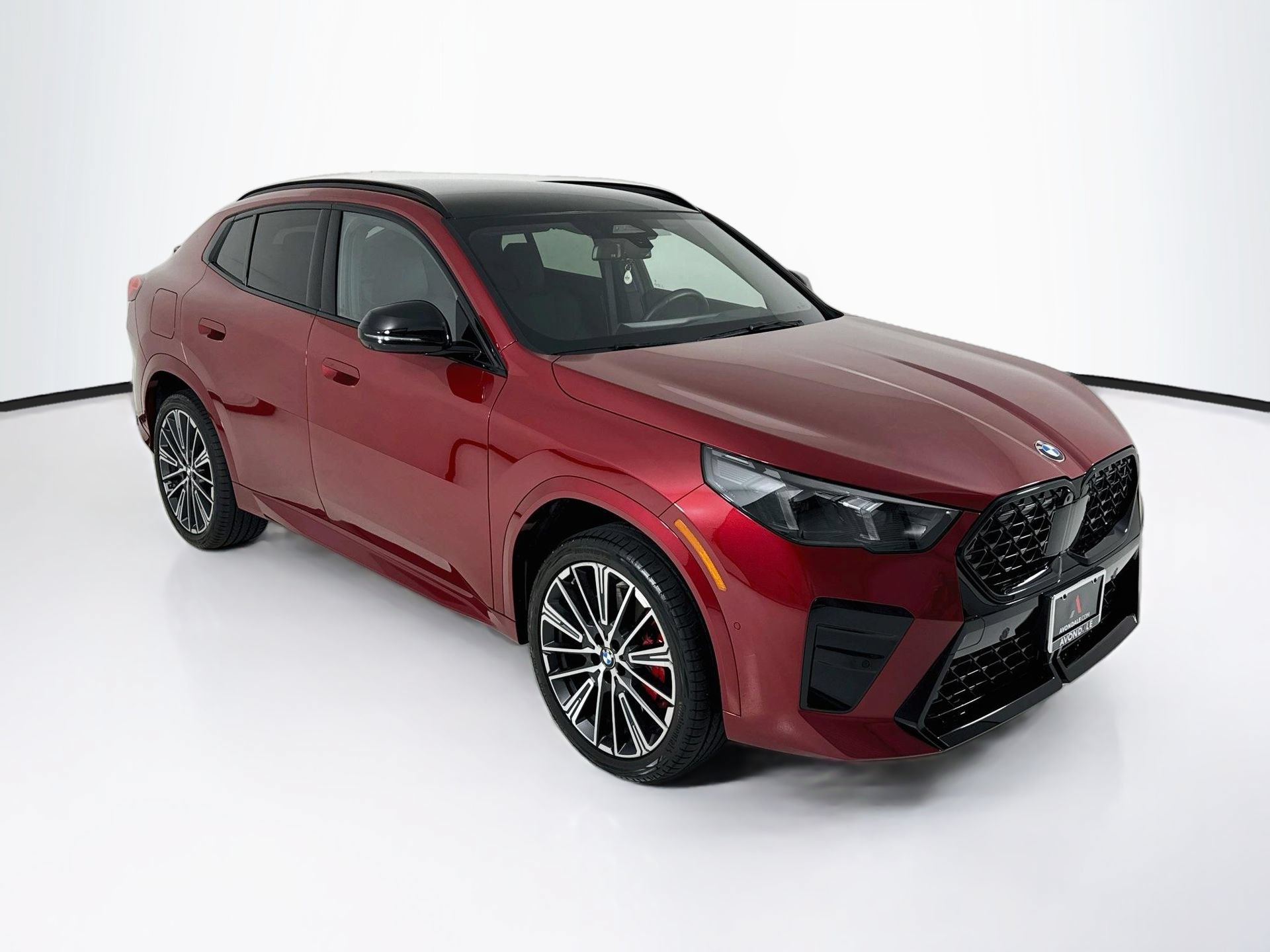Used 2026 BMW X2 xDrive28i AWD/4WD image 1