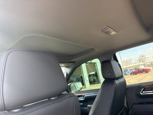 Used 2023 GMC Sierra 1500 Denali w/ Denali Reserve Package image 11