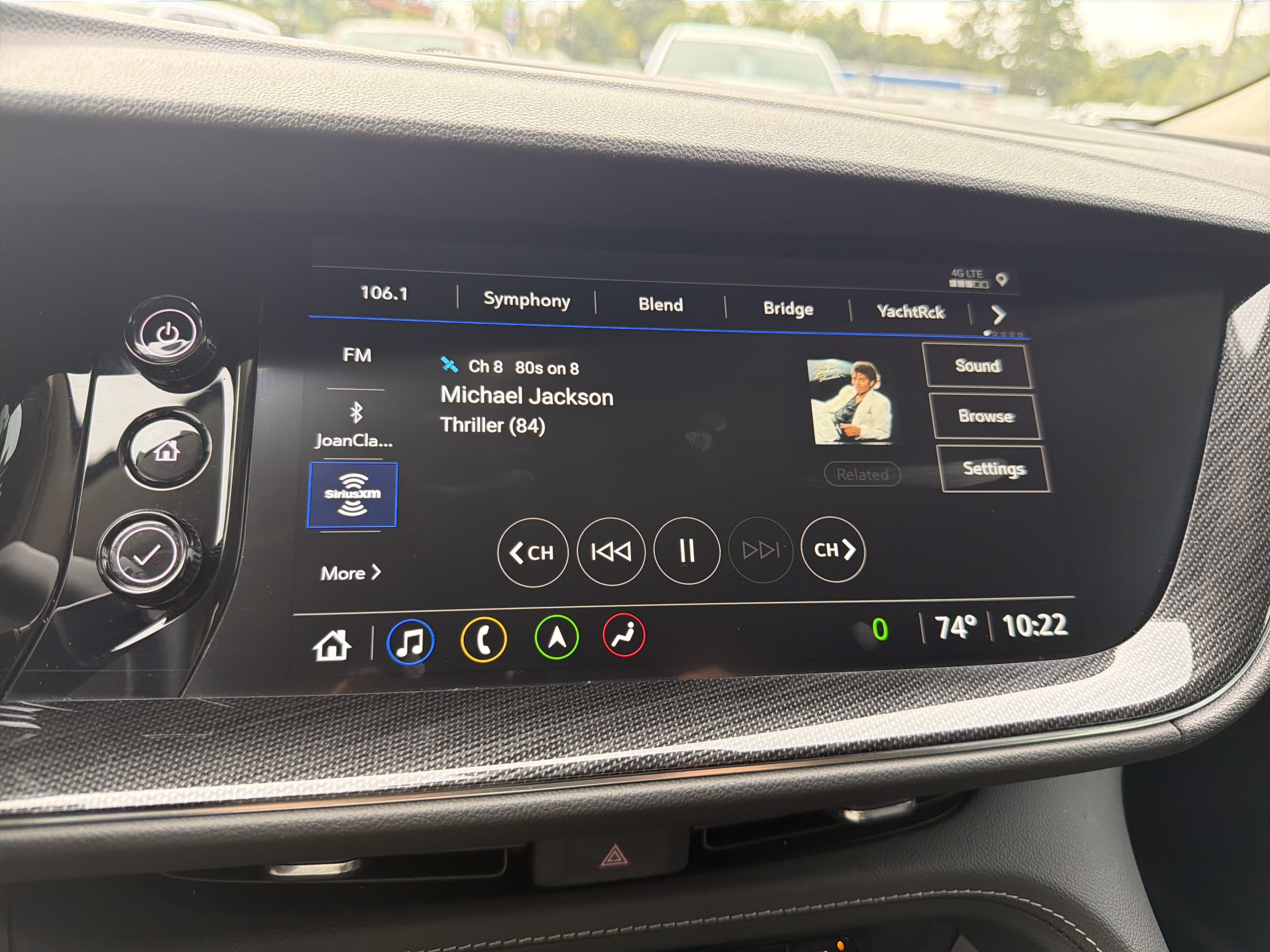 Used 2023 Buick Envision Essence w/ Technology Package I AWD/4WD image 24