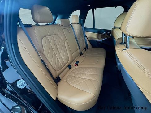 Used 2023 BMW X5 xDrive40i w/ Executive Package image 29