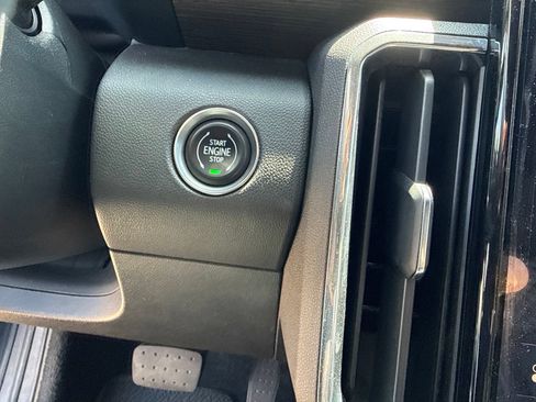 Used 2024 GMC Acadia Denali FWD image 27