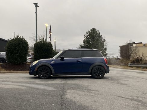 Used 2017 MINI Cooper S image 7